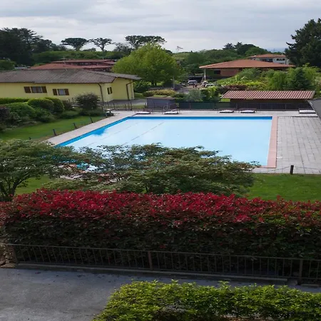Monate Sleeps 3 Pool * Travedona
